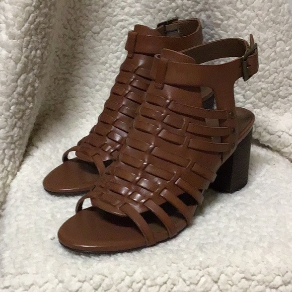 VERY VOLATILE STRAPPY,CHUNKY HEEL LEATHER CARMEL SHOES SZ 6 - Picture 3 of 7
